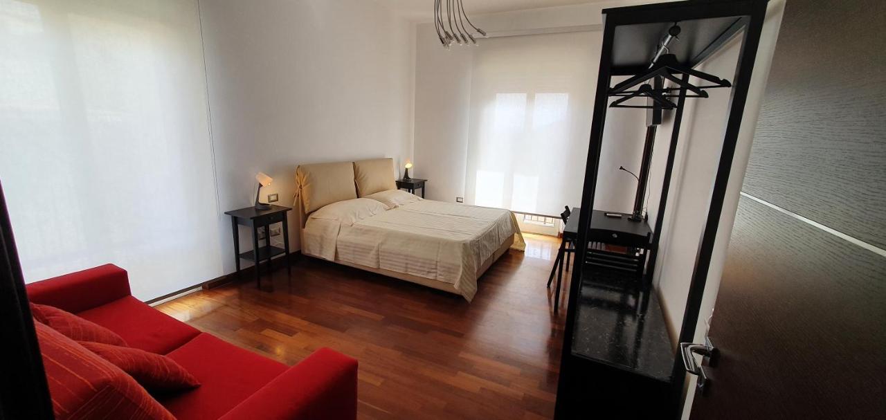 Lindos Bed & Breakfast Gela Ruang foto