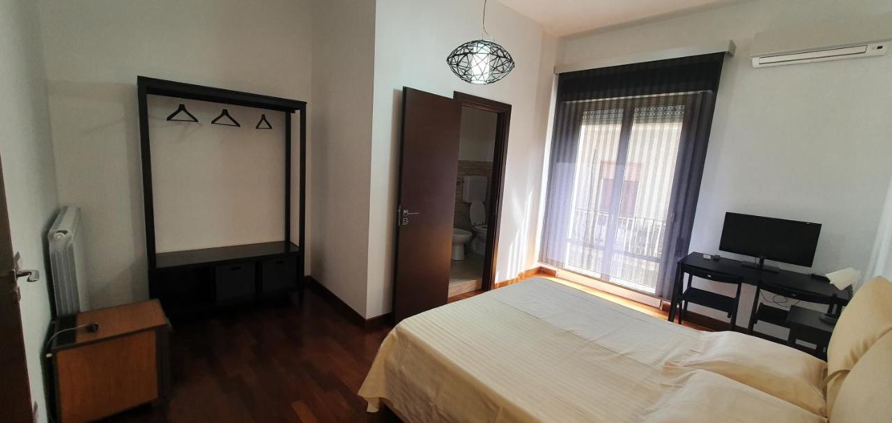 Lindos Bed & Breakfast Gela Ruang foto
