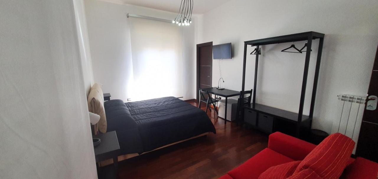 Lindos Bed & Breakfast Gela Bagian luar foto
