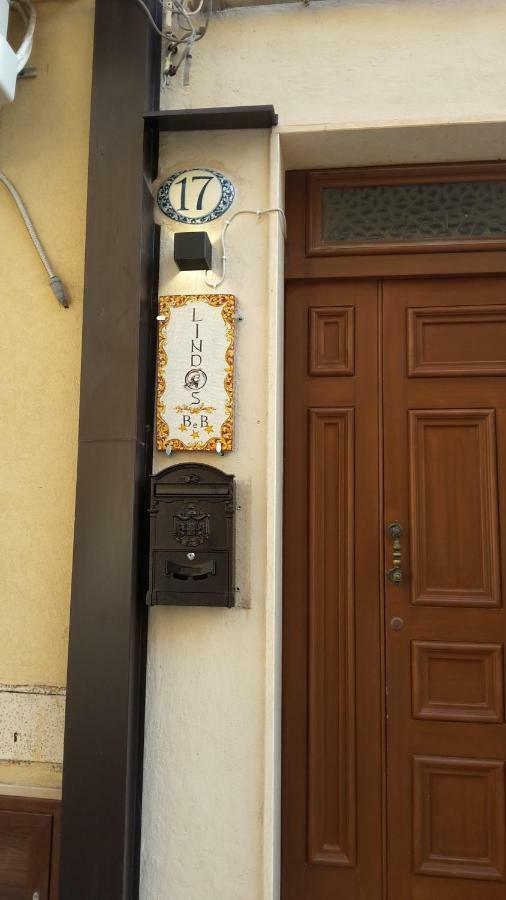 Lindos Bed & Breakfast Gela Bagian luar foto